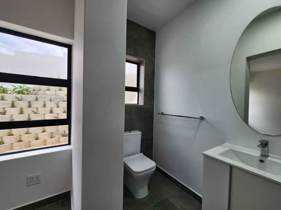 3 Bedroom Property for Sale in Seemeeu Park Western Cape